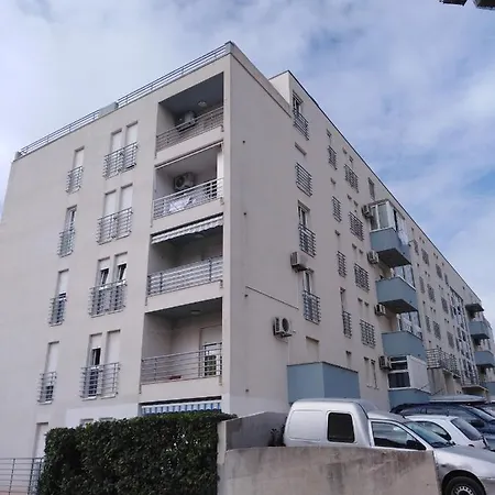Apartmán With Wifi - 17001 *